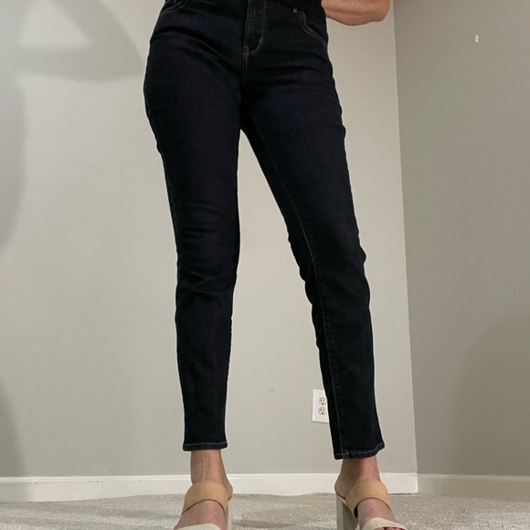 Old Navy Mid Rise Straight leg Jeans Sz 10 - Picture 3 of 12